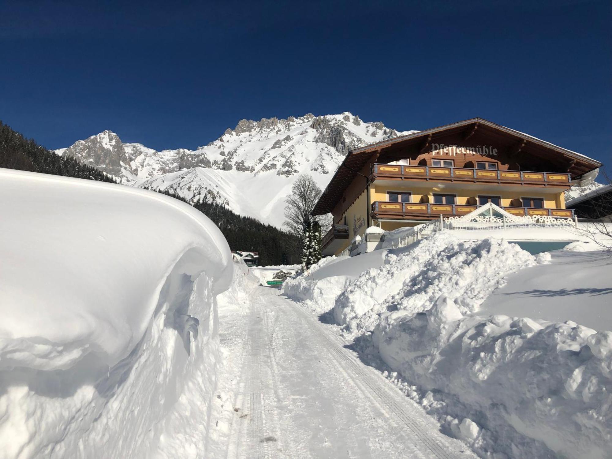 Aparthotel Pfeffermuehle Ramsau am Dachstein Exterior foto